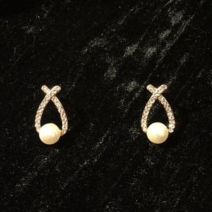 Crystal and Pearl Earring